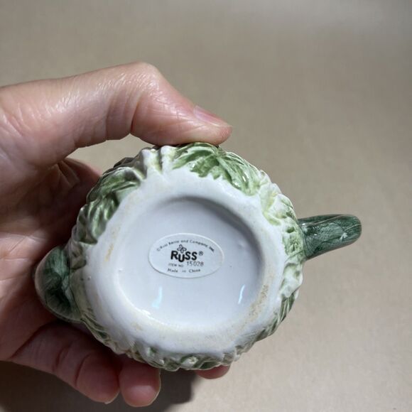 Vintage 2 Russ Miniature Teapot Tomato Garden Festival & Green Cabbage EUC - Picture 12 of 12